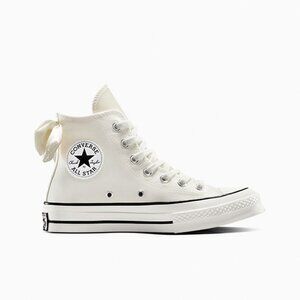 Converse Chuck 70 with Bow Sneakers  Egret  Women's US 9.5 Style  A14829C